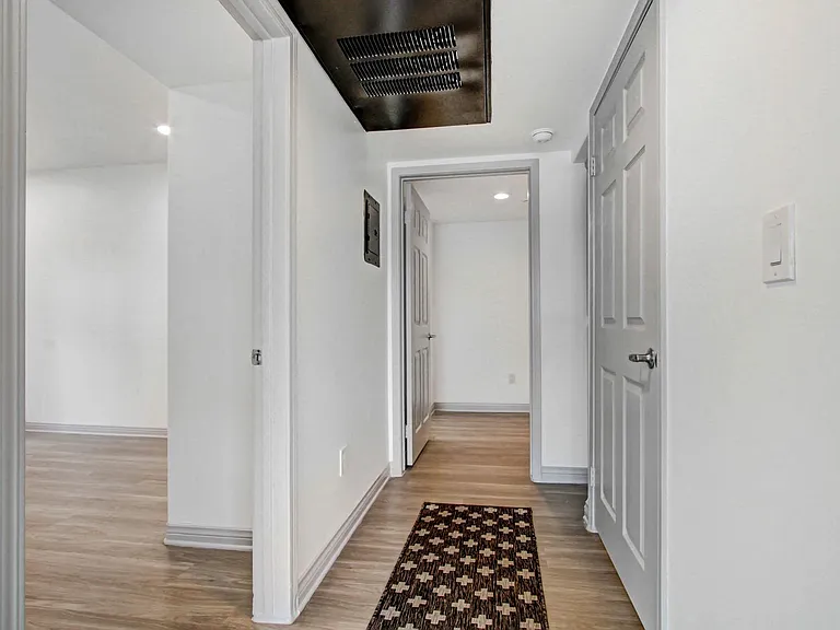 821 Wilcox Ave — Photo 21