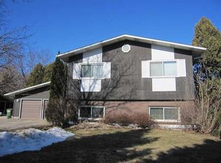 6370 Nesbitt Rd, Madison, WI 53719