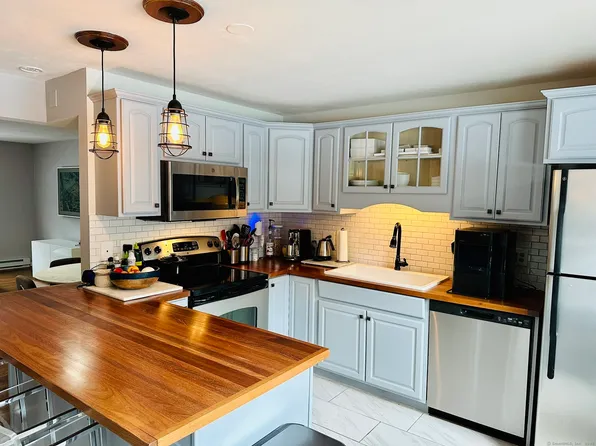 482B Radmere Road, Cheshire, CT 06410