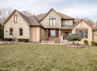 311 Windermere Dr, Chesterton, IN 46304