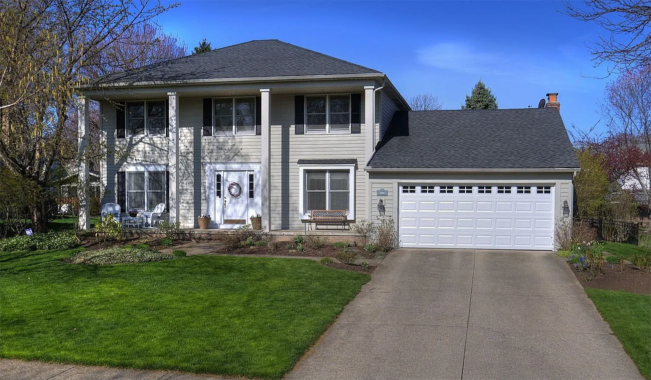 3762 Middle Post Ln photo 1