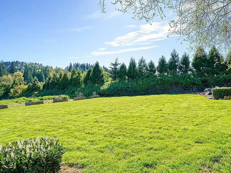 Small Peaceful Property on Acreage — Photo 7