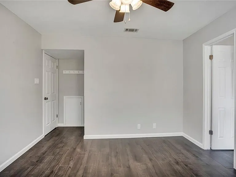 1517 Mason Creek Blvd — Photo 3