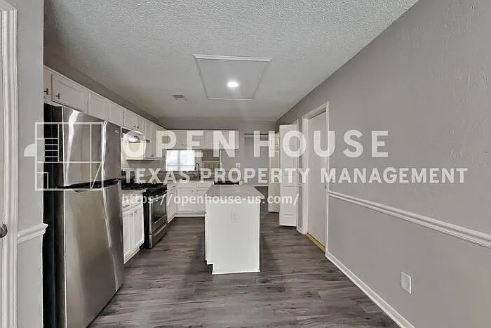 18138 Garden Manor Dr — Photo 5