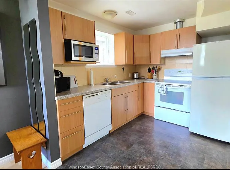 1792 Northway Ave #1 — Photo 7