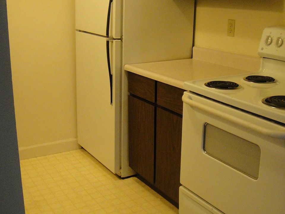 1st image of 3-1418 Vine St #3