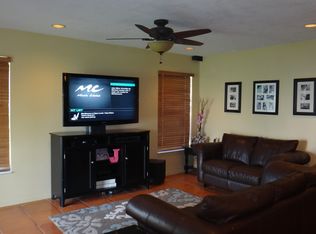 18149 SW 3rd St, Pembroke Pines, FL 33029