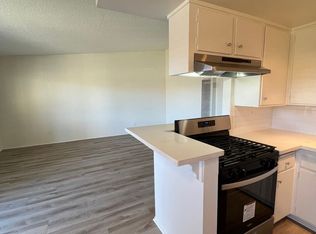 1021 E Cypress Ave, Lompoc, CA 93436