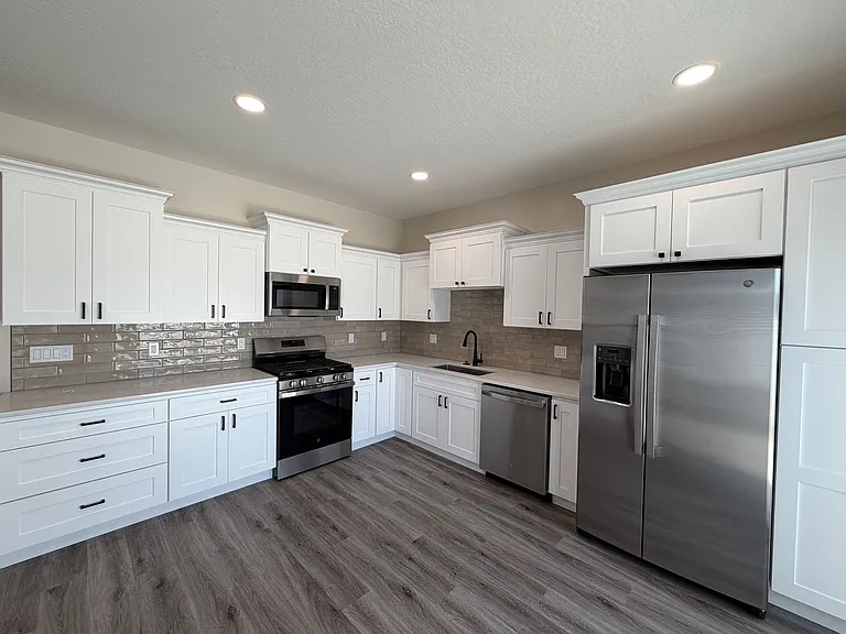 228 E Lobo Loop — Photo 6