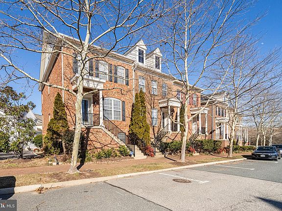 4th image of 660 Belmont Bay Dr