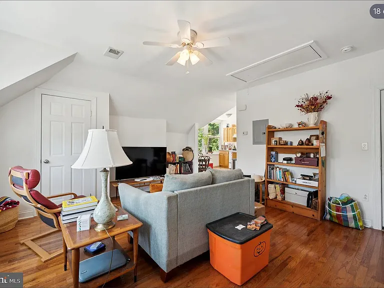 4814 Chester Ave #3 — Photo 5