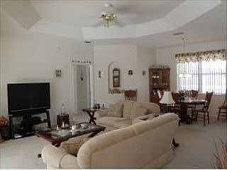 4th image of 52 E Cumberland Ct