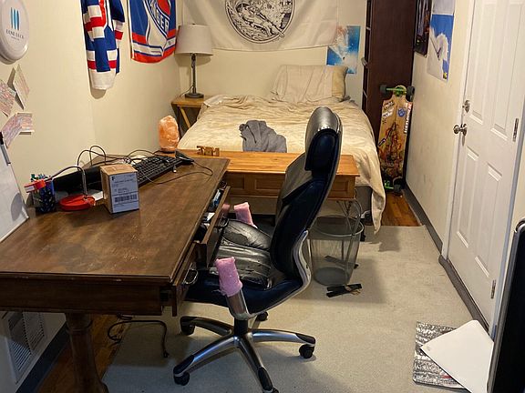 4th image of 840 Huntington Ave #1