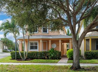 2094 SE Eatonville Dr, Port Saint Lucie, FL 34952