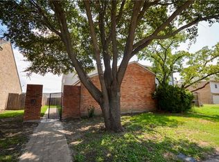 339 Towne House Ln, Richardson, TX 75081