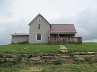 1714 County Road A, Mineral Point, WI 53565