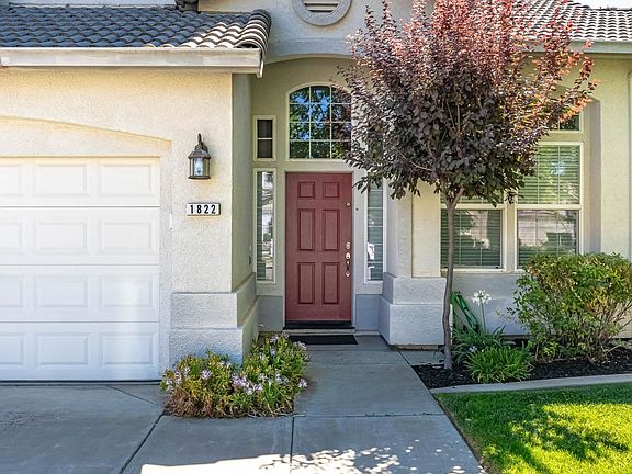 3rd image of 1822 San Gabriel Dr