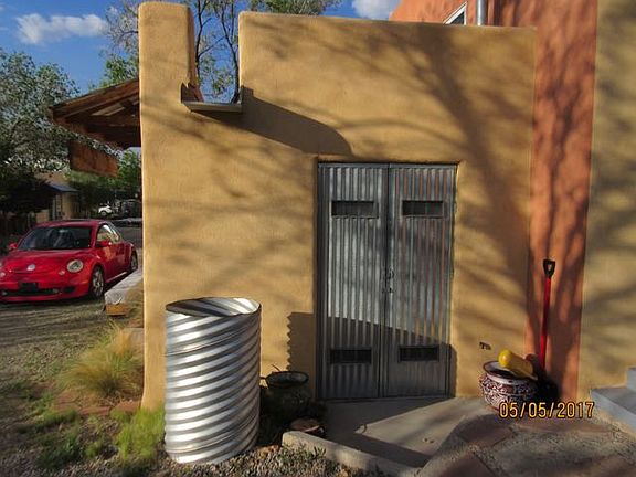3rd image of 931 Shoofly St Unit A/b