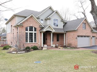 2421 Fir St, Glenview, IL 60025