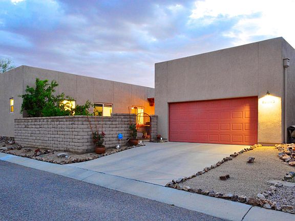 2nd image of 10585 E Maldonado Pl