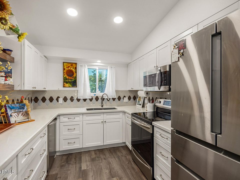 1st image of 10309 W OAKMONT Drive