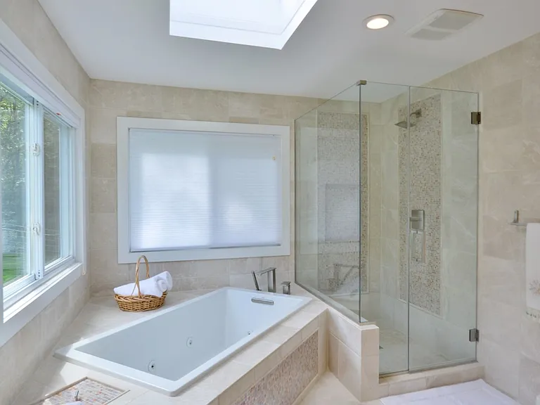 Peconic Hills Dr — Photo 11