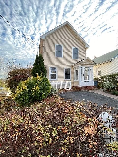 1st image of 193 Carson Ave