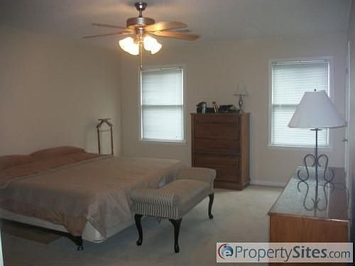 5th image of 710 W Creek Dr