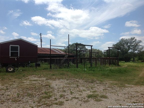 5th image of 812 County Road 391