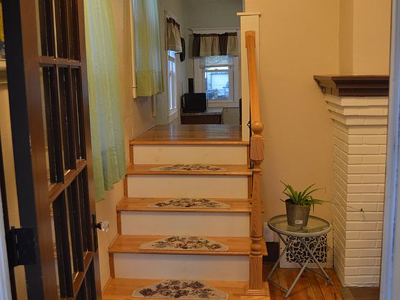 2nd image of 2916 Pierce St