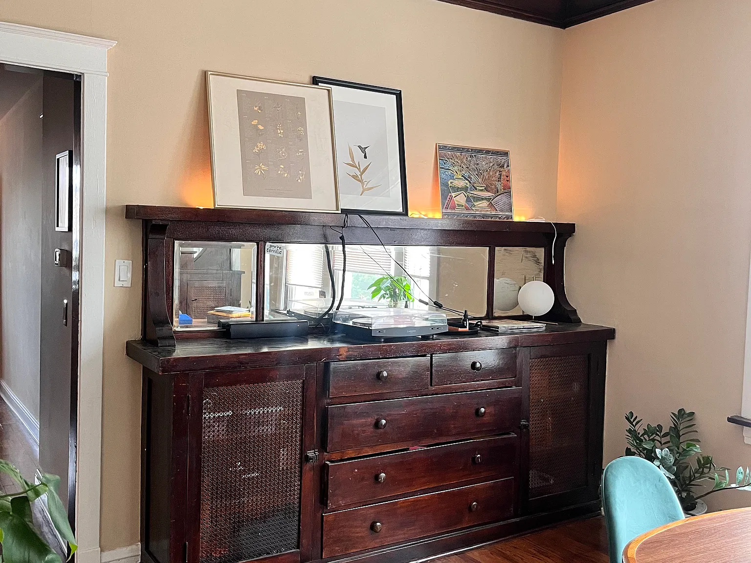 4 bed, 1200 sqft, $2,600 — Photo 3