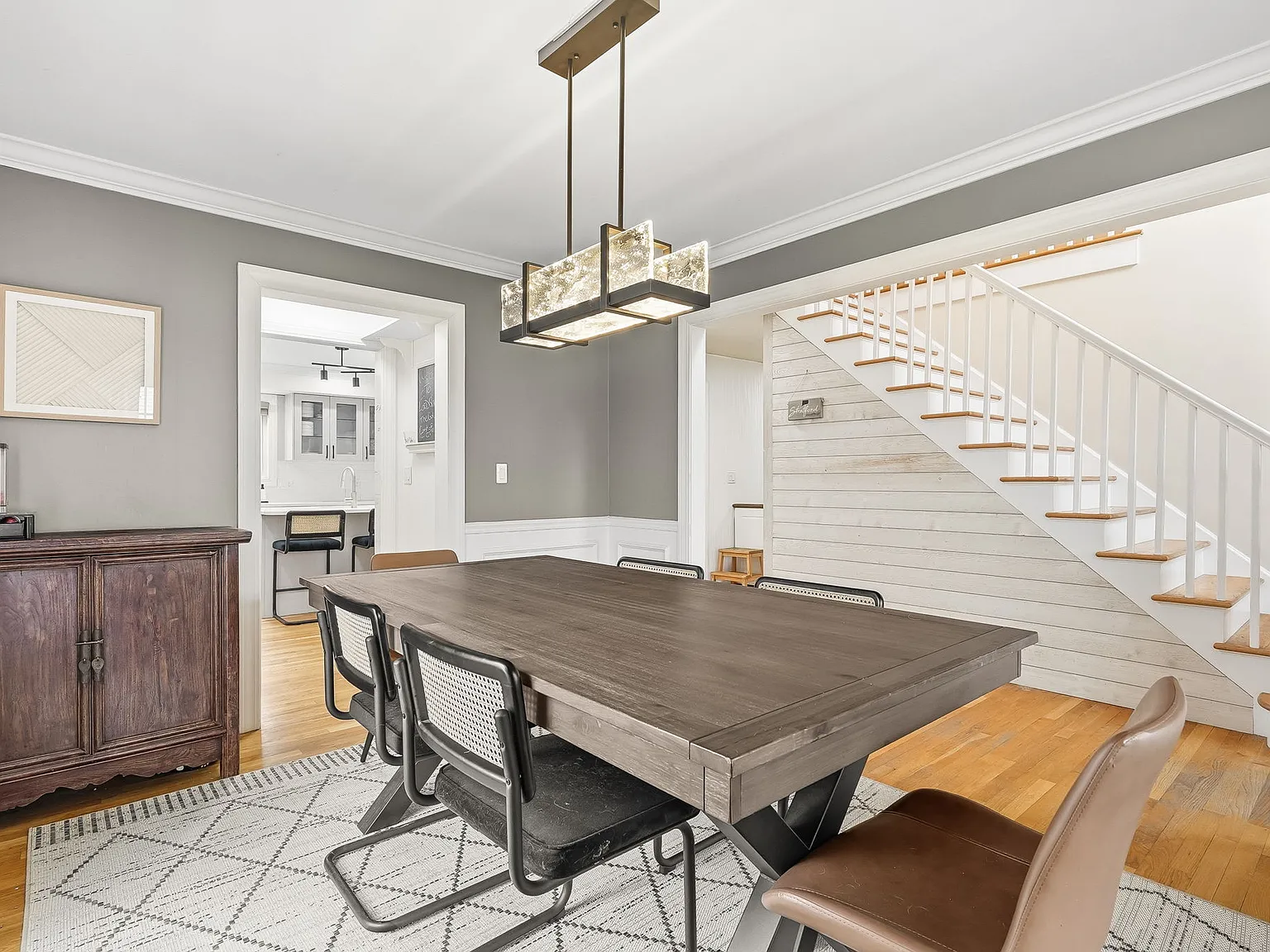 4 bed, 2759 sqft, $7,000 — Photo 4