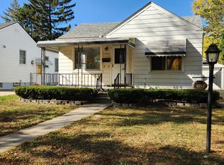 7449 N Silvery Ln, Dearborn Heights, MI 48127