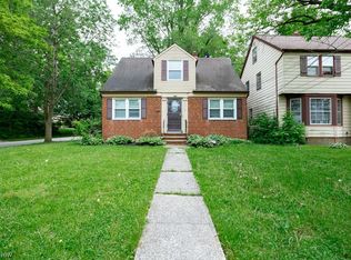 3718 Woodridge Rd, Cleveland Heights, OH 44121