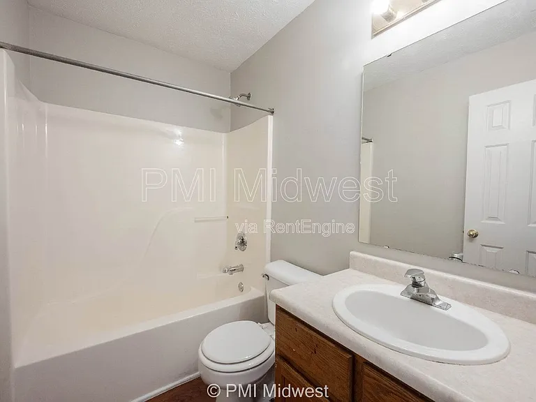 6623 Dunsdin Dr — Photo 22
