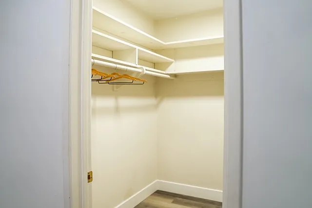 20302 Germain St — Photo 34