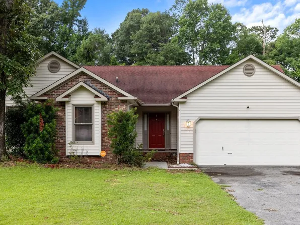 237 Baytree Drive, Jacksonville, NC 28546