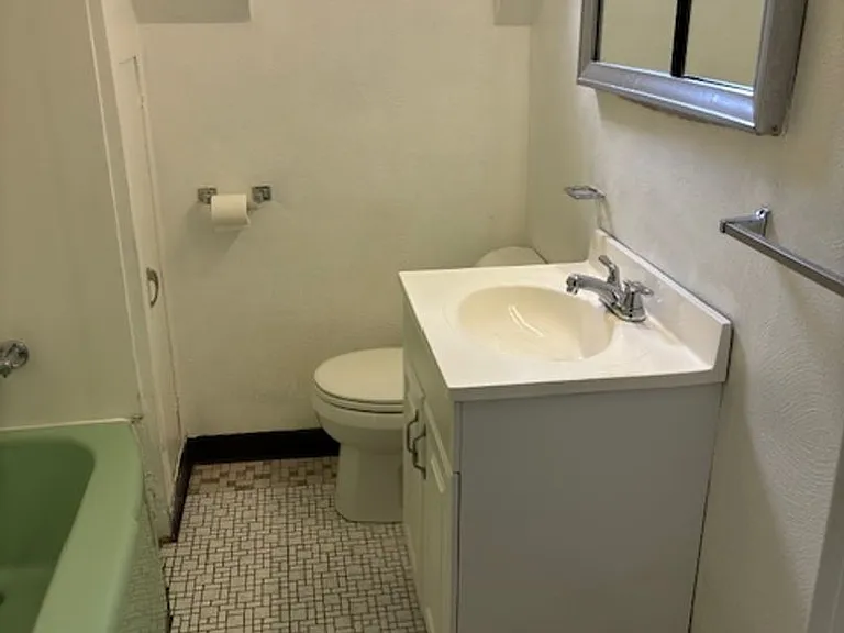 609 S Braddock Ave — Photo 19