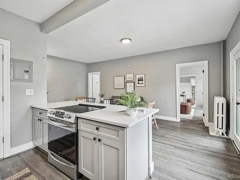 1376 N Pearl St #109-1 — Photo 7