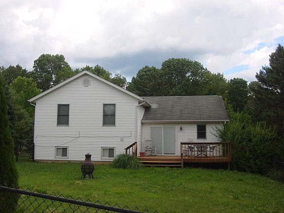 4th image of 712 W Rosewood Dr