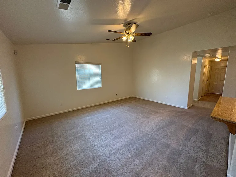 4704 W Rialto Ave — Photo 20