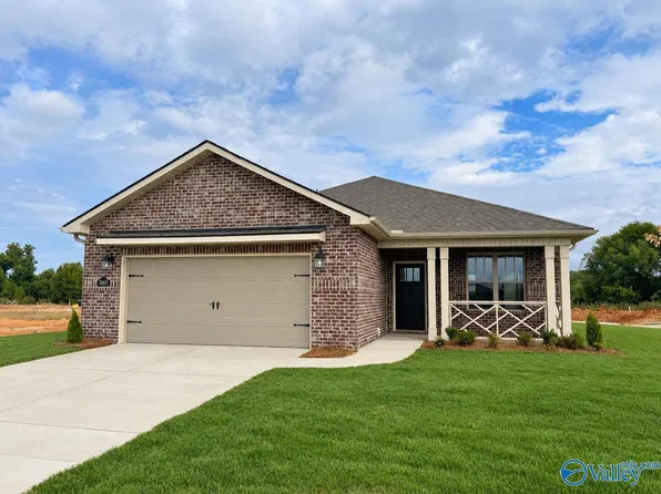 1005 Starling Dr, Decatur, AL 35603