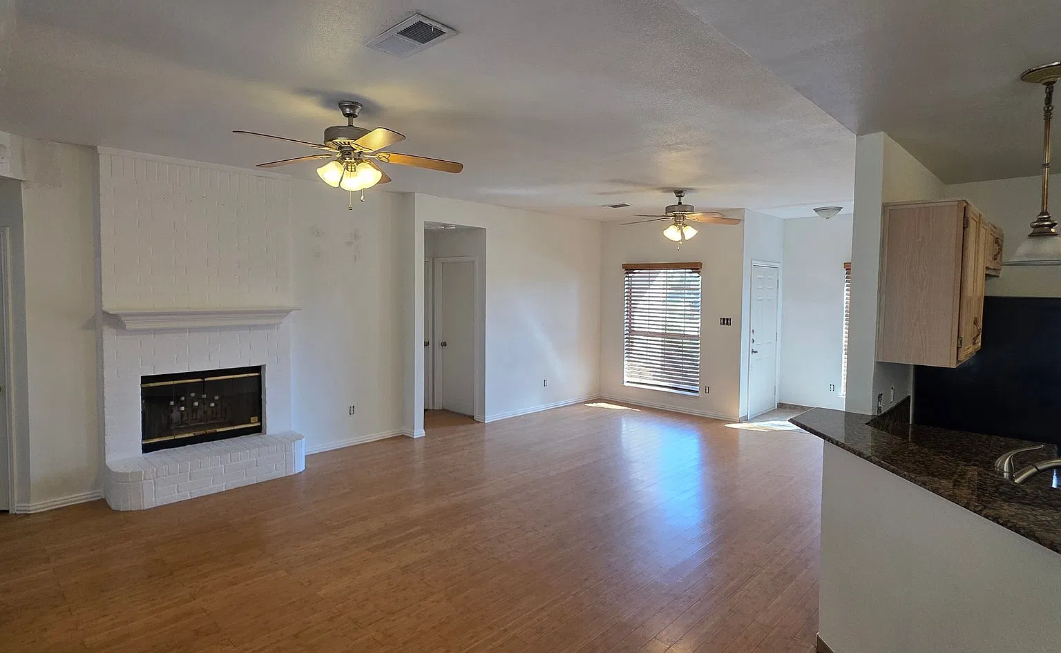 Single Unit Home in Cedar Hill | 905 Crestwood Dr | $2150 | Available 10/16 — Photo 3
