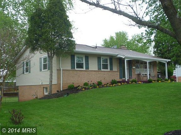 2nd image of 9504 Sudley Manor Dr