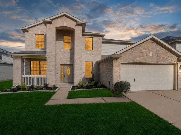 5227 Meadow Canyon Dr, Sugar Land, TX 77479