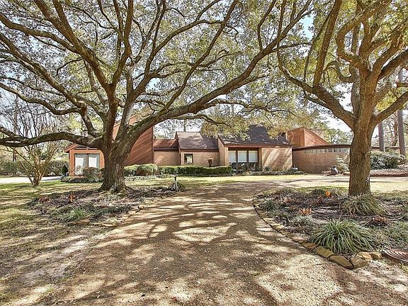 2nd image of 6203 Coral Gables Dr