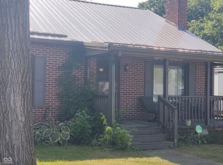 215 N Pierce St, St Paul, IN 47272