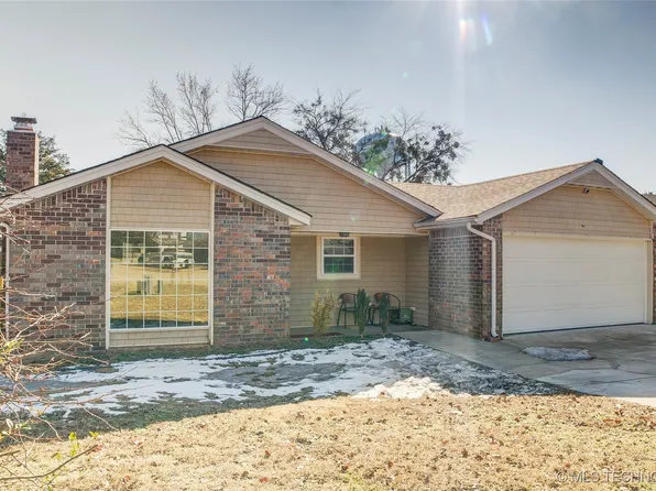 605 S Maple Cir, Bristow, OK 74010