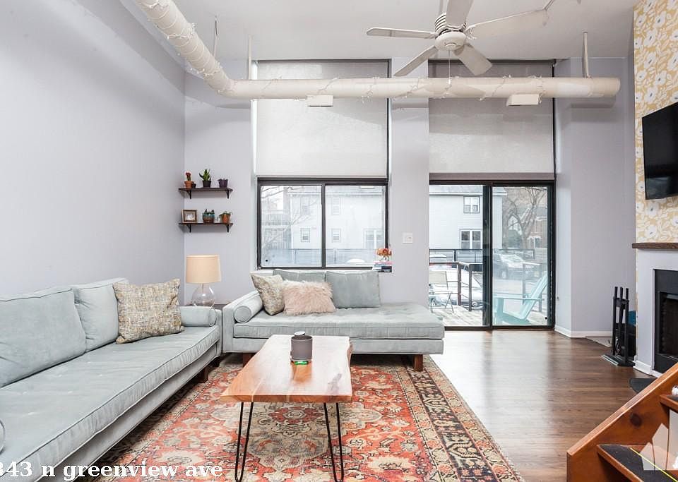 1st image of 2343 N Greenview Ave #1322