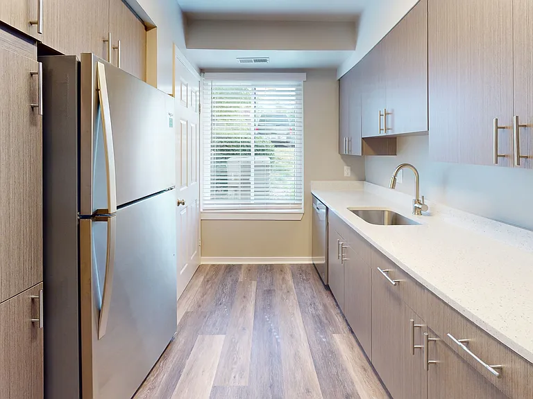 Seneca Place — Photo 36